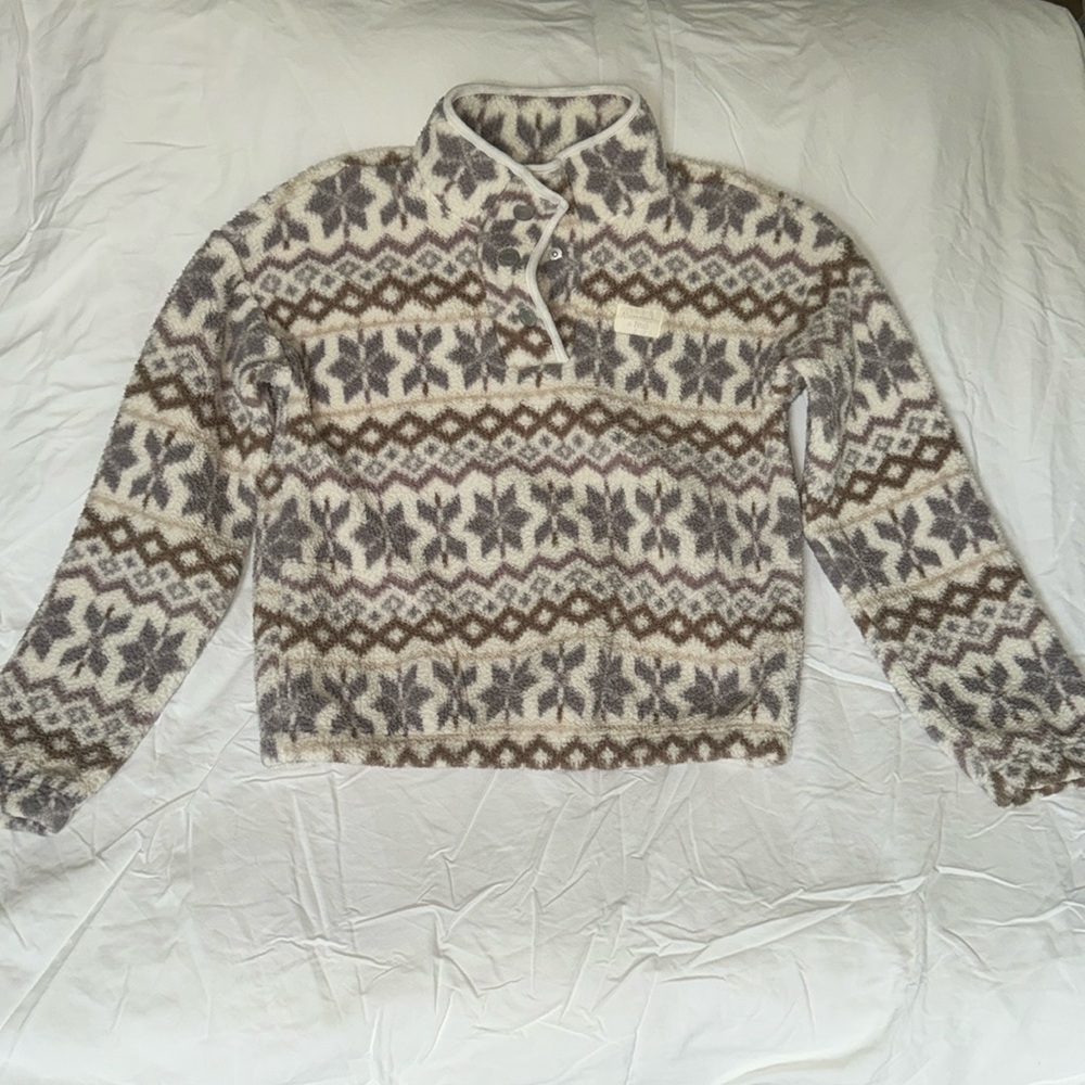 Abercrombie pull over